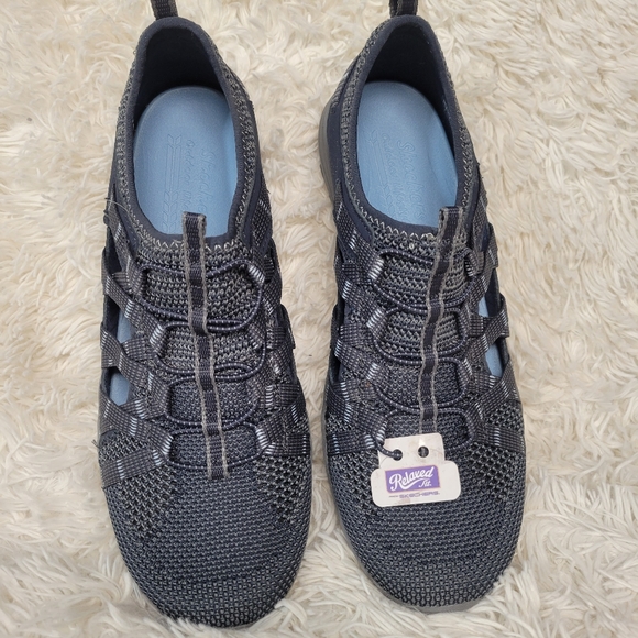 Skechers Shoes - Sketchers blue size 10 sneakers NWT